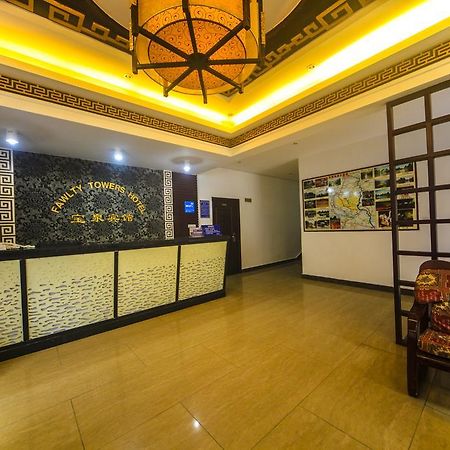 Fawlty Towers Hotel Yangshuo Εξωτερικό φωτογραφία