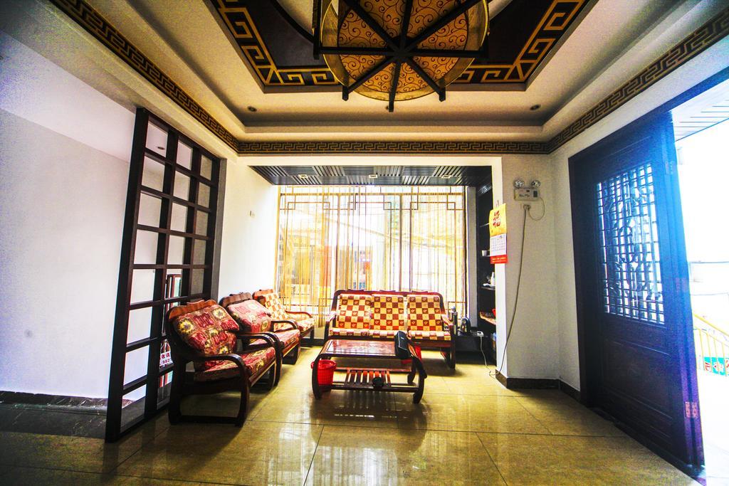 Fawlty Towers Hotel Yangshuo Εξωτερικό φωτογραφία