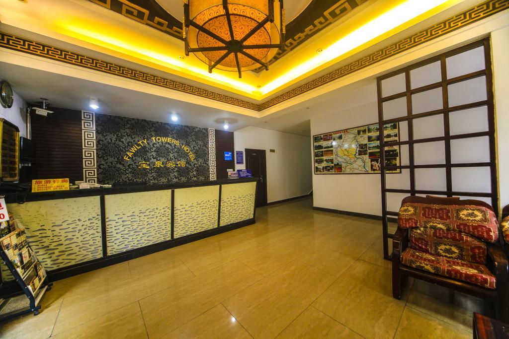 Fawlty Towers Hotel Yangshuo Εξωτερικό φωτογραφία