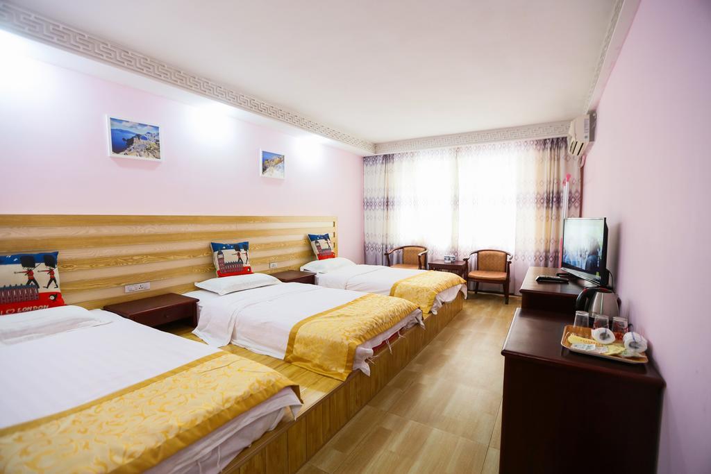 Fawlty Towers Hotel Yangshuo Εξωτερικό φωτογραφία