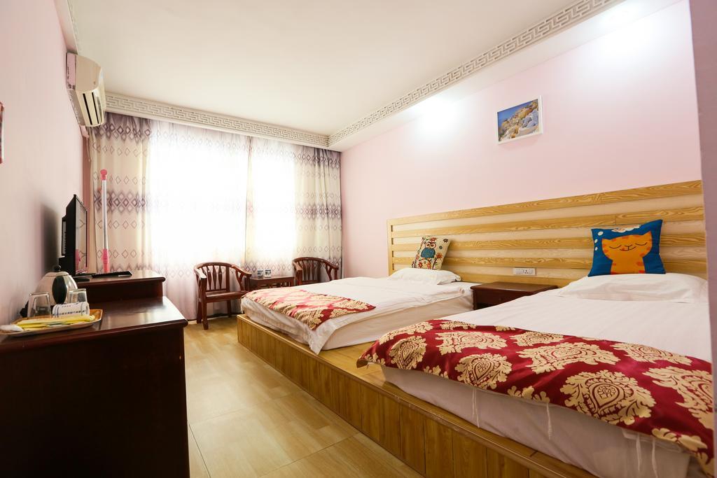 Fawlty Towers Hotel Yangshuo Εξωτερικό φωτογραφία